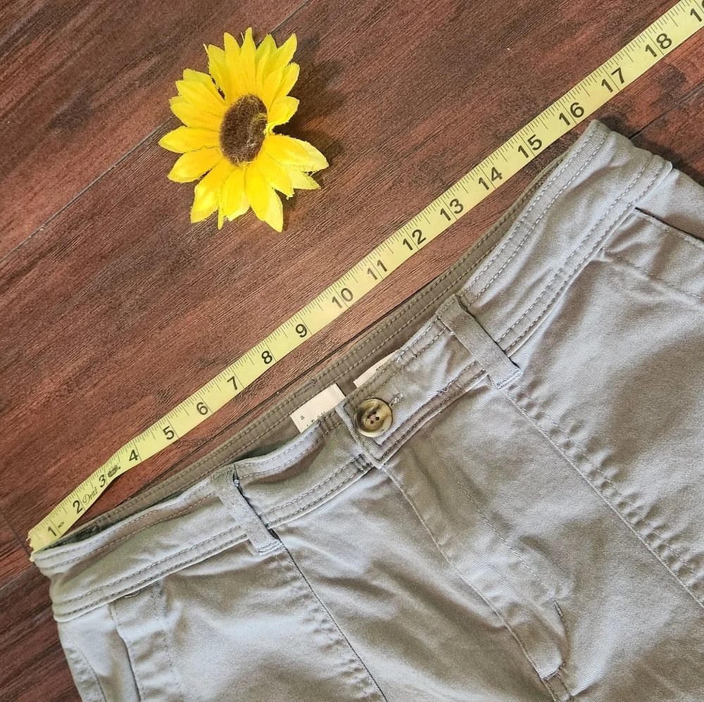 A New Dat High-Rise Tapered Ankle Chino Pants Elastizano